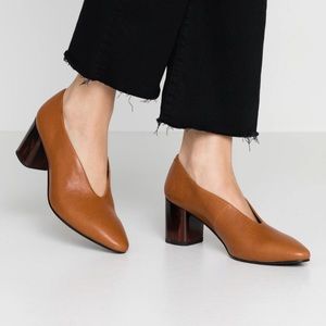 Vagabond Eve Pumps